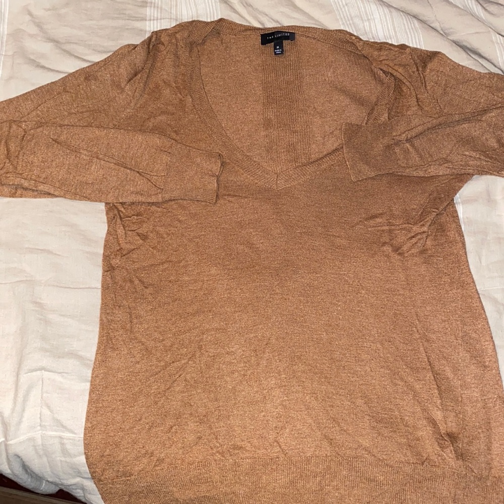 Classic v neck Limited sweater